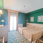 Leonor Mirón 4*