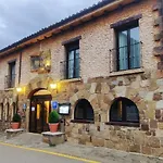 莱昂诺尔米龙酒店 酒店 4*