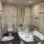 莱昂诺尔米龙酒店 酒店 索里亚