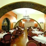 酒店 莱昂诺尔米龙酒店 4*