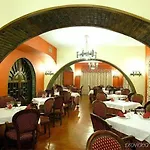 Leonor Mirón Hotel 4*