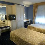 Leonor Mirón Hotel Soria