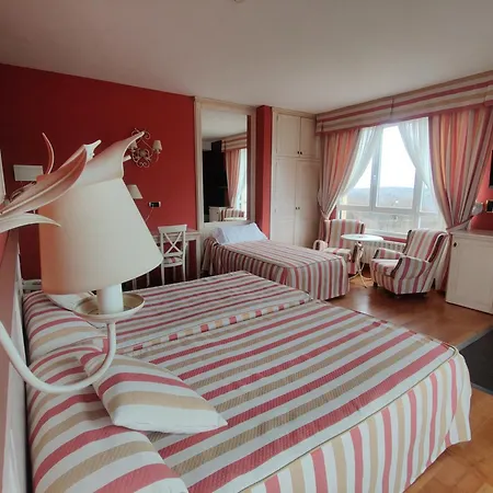 Leonor Miron Hotel Soria