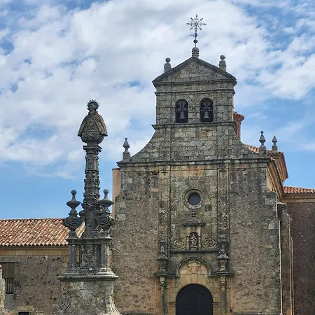 Hotel Leonor Miron 4*