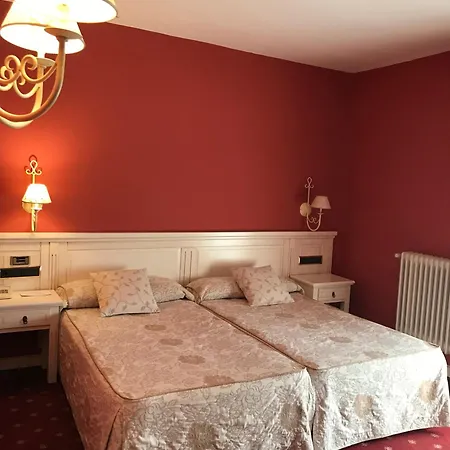 Leonor Miron Hotel Soria