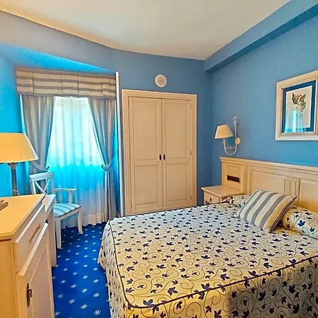 Leonor Miron Hotel 4*