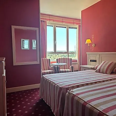 Hotel Leonor Miron 4*