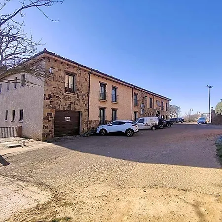 Leonor Miron Hotel