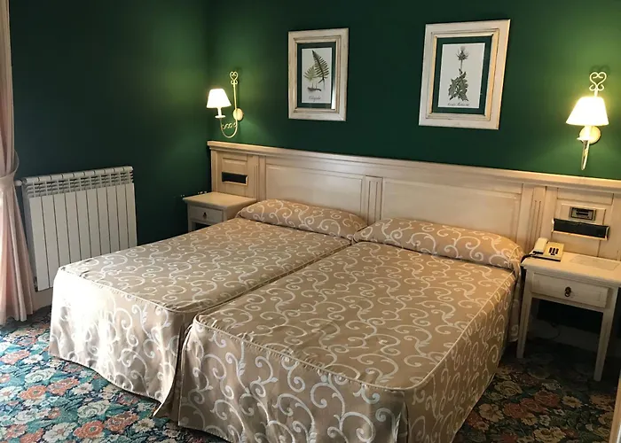 Leonor Mirón Hotel 4*